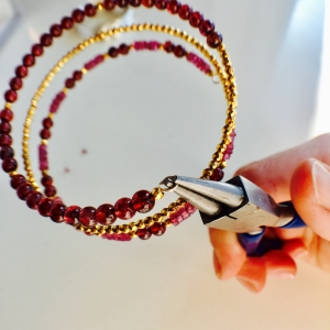 Jak zakończyć drut pamięciowy