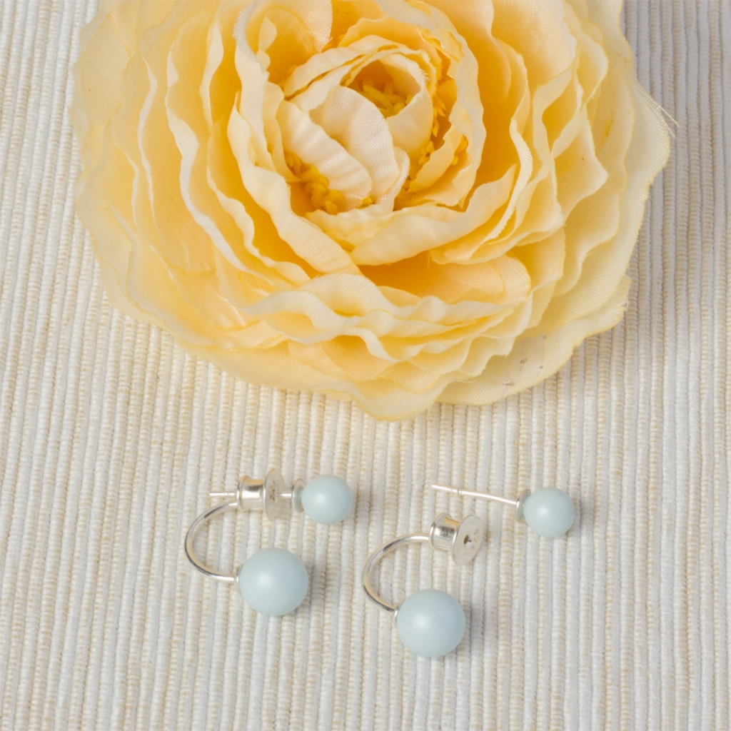 Zobacz gotowe kolczyki kulki z barankami Twins