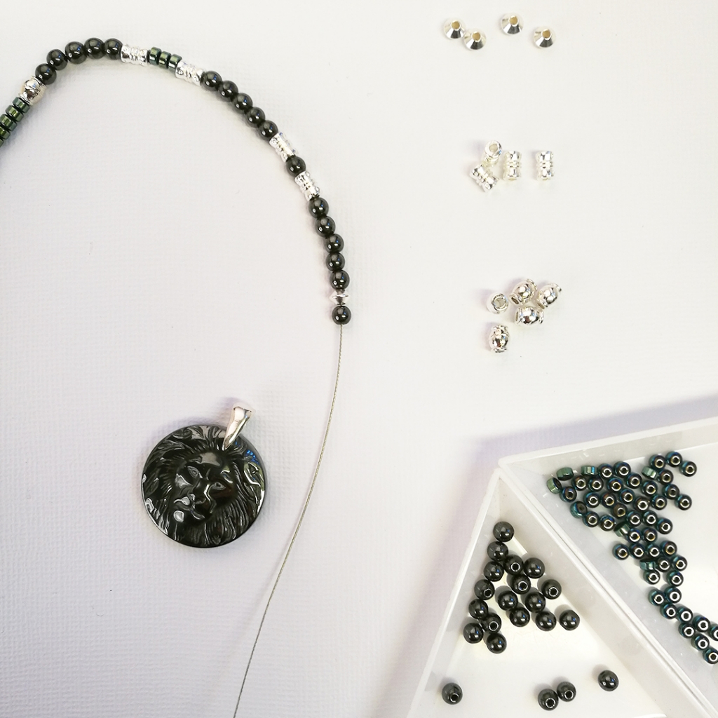 męski naszyjnik z hematytów i srebra