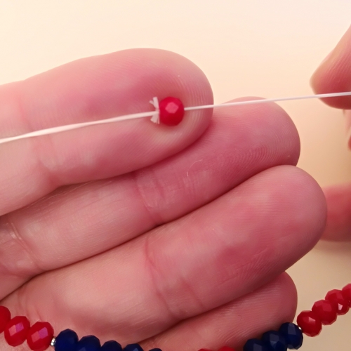 letnie bransoletki na gumce z zawieszkami ze stali chirurgicznej