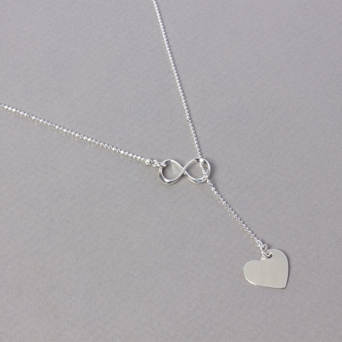 naszyjnik z łącznikiem nieskończoność