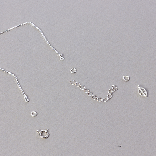 naszyjnik z łącznikiem nieskończoność