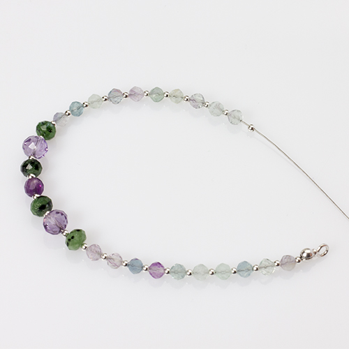 bransoletka z okrągłymi łapaczkami