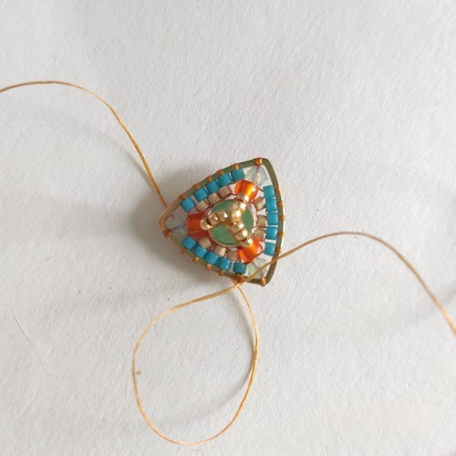 kolczyki na bazie ze stali chirurgicznej