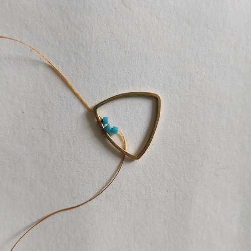 kolczyki ściegiem brick