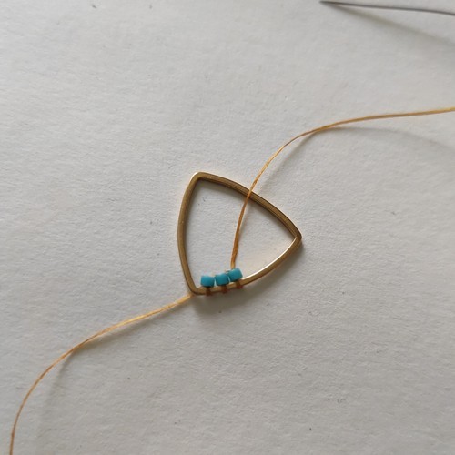 kolczyki ściegiem brick