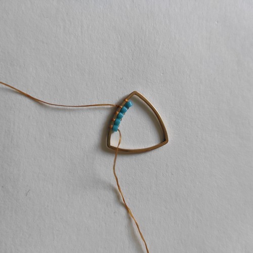 kolczyki ściegiem brick