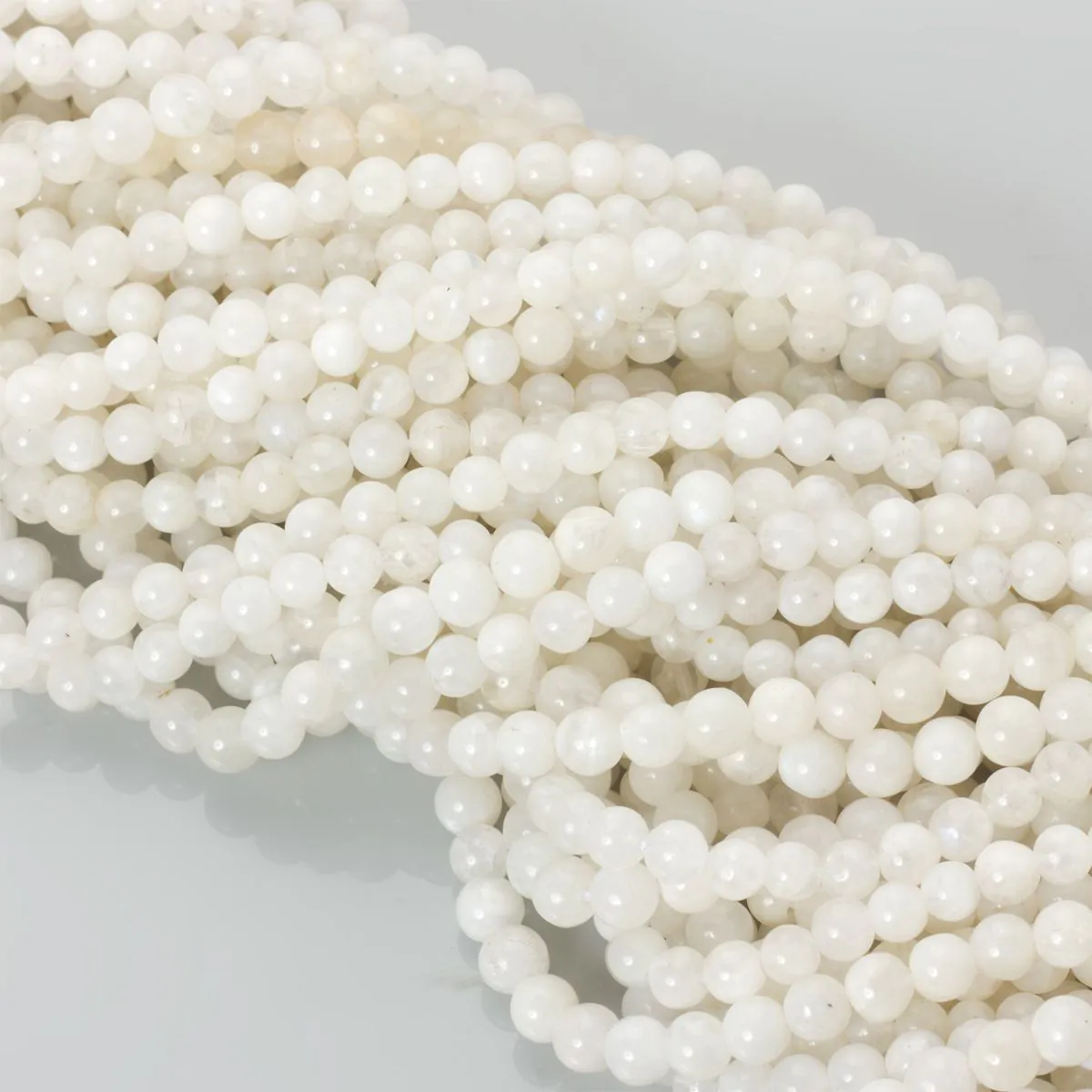 Biały kamień księżycowy kulka gładka 6,5 mm [DK0518]