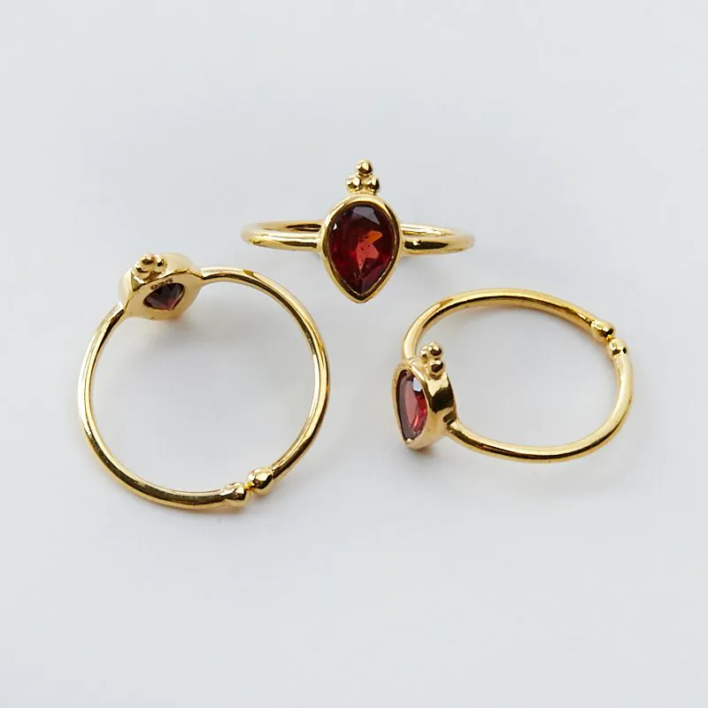 Srebrny pierścionek regulowany z granatem łezka AG925 pozłacany 20 mm [PS9141B]